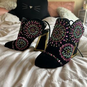 Bejeweled Kat Maconie heels. Taylor Swift wore a very similar pair 😉